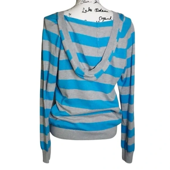 Tommy Hilfiger Gray & Blue Striped V-Neck Hooded Long Sleeve Pullover, Large - Picture 6 of 7